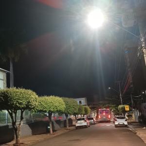Imagem da notícia JAHU ILUMINADA: MAIS DE METADE DA CIDADE JÁ CONTA COM A NOVA ILUMINAÇÃO