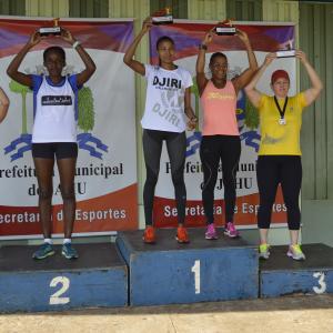 Imagem da notícia Corrida comemora os 165 anos de Jahu - FOTOS