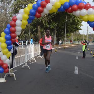Imagem da notícia Corrida comemora os 165 anos de Jahu - FOTOS