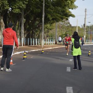 Imagem da notícia Corrida comemora os 165 anos de Jahu - FOTOS
