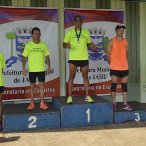 Imagem da notícia Corrida comemora os 165 anos de Jahu - FOTOS