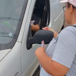 Imagem da notícia COMBATE À DENGUE - PANFLETAGEM E ORIENTAÇÃO EM PONTOS ESTRATÉGICOS