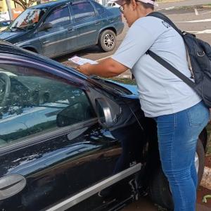 Imagem da notícia COMBATE À DENGUE - PANFLETAGEM E ORIENTAÇÃO EM PONTOS ESTRATÉGICOS