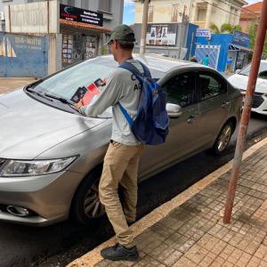 Imagem da notícia COMBATE À DENGUE - PANFLETAGEM E ORIENTAÇÃO EM PONTOS ESTRATÉGICOS