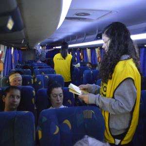 Imagem da notícia Prefeitura apoia a ação “Tô de cinto, tô seguro” - FOTOS