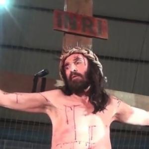 Imagem da notícia SANTA MISSA E VIA SACRA - DOMINGO COM NOITE DE FÉ ARTE