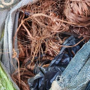 Imagem da notícia PREFEITURA INTERDITA FERROS-VELHOS QUE COMERCIALIZAVAM PRODUTOS IRREGULARES