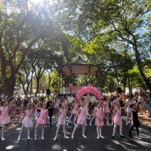 Imagem da notícia 29/4 - DIA INTERNACIONAL DA DANÇA