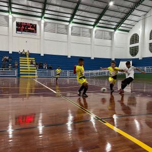 Imagem da notícia CAMPEONATOS DE FUTSAL DAS CATEGORIAS DE BASE TÊM INÍCIO