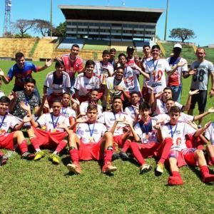 Imagem da notícia Definidos os campeões do Campeonato Municipal de Futebol das Categorias de Base