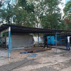 Imagem da notícia PREFEITURA REMOVE TRAILER ABANDONADO NO BECO