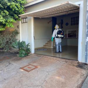 Imagem da notícia COMBATE À DENGUE - NEBULIZAÇÃO COSTAL NA VILA ALVES
