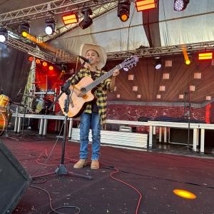Imagem da notícia FESTIVAL CAIPIRA NO POUSO ALEGRE É SUCESSO