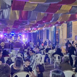 Imagem da notícia FESTIVAL DE INVERNO - FIM DE SEMANA DE SOM E PÚBLICO NA ESTAÇÃO FERROVIÁRIA