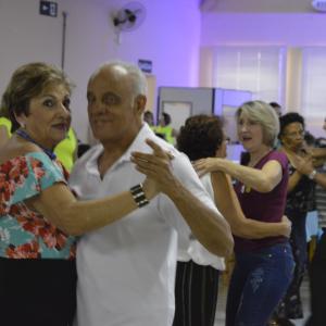 Imagem da notícia Semana do Idoso tem programação promovida pelo Fundo Social - Chá Dançante - FOTOS