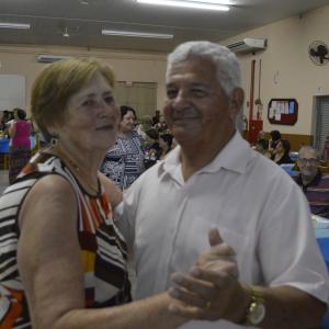Imagem da notícia Semana do Idoso tem programação promovida pelo Fundo Social - Chá Dançante - FOTOS
