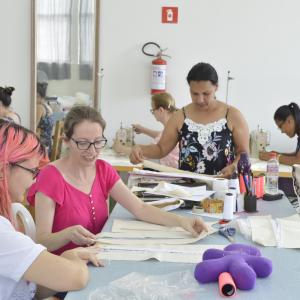 Imagem da notícia Workshop de Conserto e Reforma, primeira turma - FOTOS