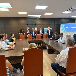 Imagem da notícia PREFEITURA E CAIXA ECONÔMICA DISCUTEM PARCERIAS