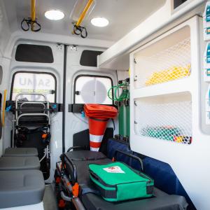 Imagem da notícia PREFEITURA RECEBE NOVAS AMBULÂNCIAS PARA O SAMU