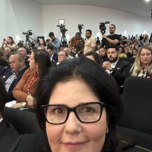 Imagem da notícia PREFEITURA RECEBE NOVO ÔNIBUS PARA A EDUCAÇÃO