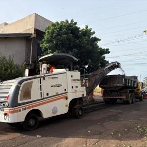 Imagem da notícia PREFEITURA DÁ SEQUÊNCIA A OBRAS DE RECAPE EM DIFERENTES PONTOS DA CIDADE!