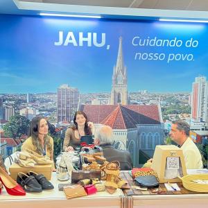 Imagem da notícia CALÇADOS E ARTESANATO DE JAHU SÃO DESTAQUE NO CONEXIDADES