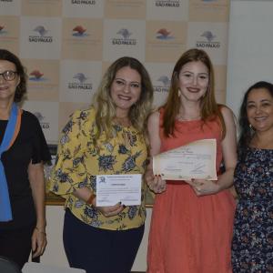 Imagem da notícia Formatura Escola de Beleza: 1ª Turma de manicure e pedicure