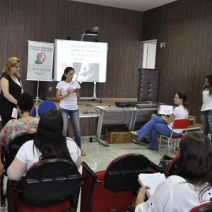 Imagem da notícia Palestra: A violência sexual infantil - FOTOS