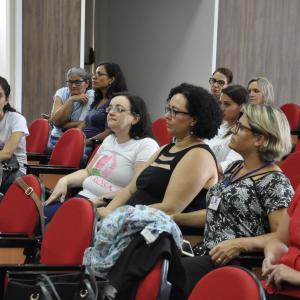 Imagem da notícia Palestra: A violência sexual infantil - FOTOS