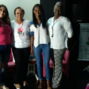 Imagem da notícia 16 dias de ativismo pelo fim da violência contra a mulher: Agora é que são elas – Workshop de Oficina de maquiagem e turbante - FOTOS