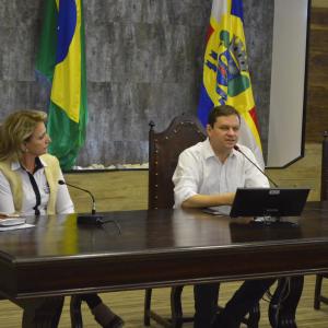 Imagem da notícia Encontro esclarece Censo Imobiliário - FOTOS