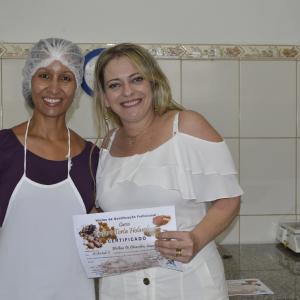 Imagem da notícia Curso de Trufas e Torta Holandesa 1ª turma - FOTOS