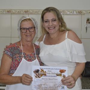 Imagem da notícia Curso de Trufas e Torta Holandesa 1ª turma - FOTOS