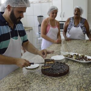 Imagem da notícia Curso de Trufas e Torta Holandesa 4ª turma - FOTOS
