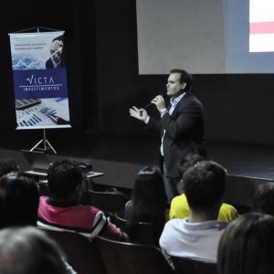 Imagem da notícia Mude sua vida através da Educação Financeira, no Projeto Desenvolvendo Talentos - FOTOS