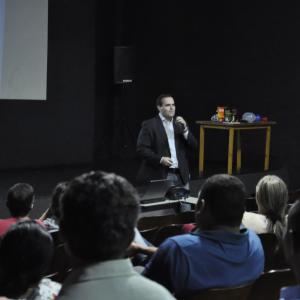 Imagem da notícia Mude sua vida através da Educação Financeira, no Projeto Desenvolvendo Talentos - FOTOS
