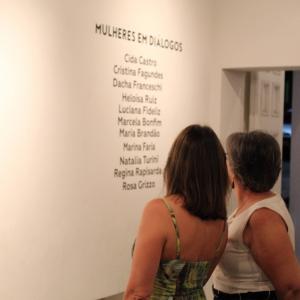 Imagem da notícia Abertura do Festival Somas e da Exposição Coletiva Mulheres em Diálogos - FOTOS