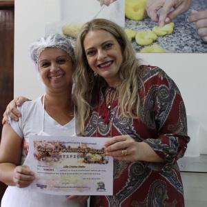 Imagem da notícia Fundo Social faz curso de Colomba Pascal - FOTOS Turma A