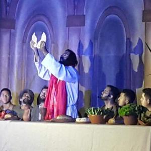 Imagem da notícia Prefeitura de Jahu convida para encenação da Paixão de Cristo - FOTOS