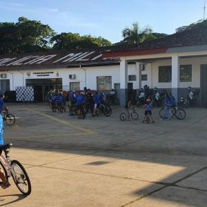 Imagem da notícia Casa Rosa realiza 1º Passeio Ciclístico pelo fim da violência contra a mulher - FOTOS