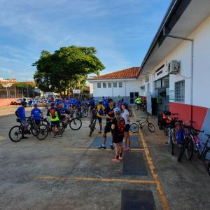 Imagem da notícia Casa Rosa realiza 1º Passeio Ciclístico pelo fim da violência contra a mulher - FOTOS