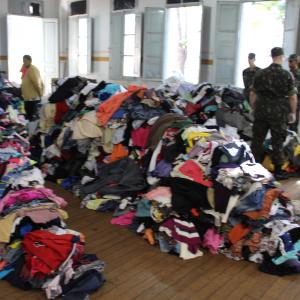 Imagem da notícia Fundo Social de Solidariedade realiza primeira coleta nos postos de arrecadação da Campanha do Agasalho