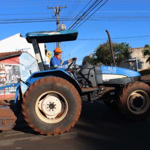 Imagem da notícia Prefeitura de Jahu: arrastões de limpeza aos sábados - FOTOS
