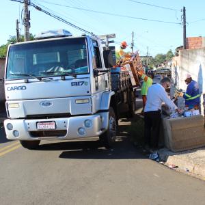 Imagem da notícia Prefeitura de Jahu: arrastões de limpeza aos sábados - FOTOS