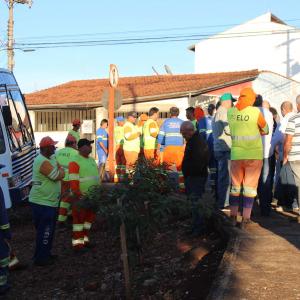 Imagem da notícia Prefeitura de Jahu: arrastões de limpeza aos sábados - FOTOS