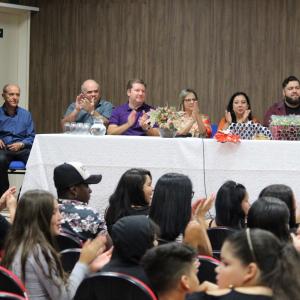 Imagem da notícia Prefeitura de Jahu forma 32 alunos da Educação de Jovens e Adultos - FOTOS