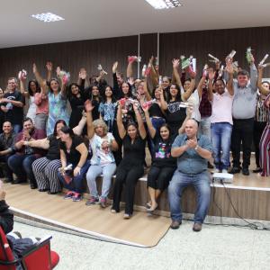 Imagem da notícia Prefeitura de Jahu forma 32 alunos da Educação de Jovens e Adultos - FOTOS