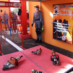 Imagem da notícia Corpo de Bombeiros de Jahu recebe nova viatura de resgate