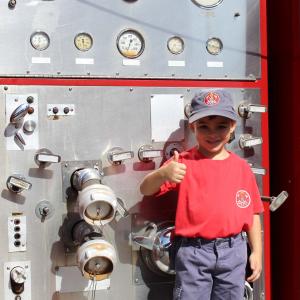 Imagem da notícia Corpo de Bombeiros de Jahu recebe nova viatura de resgate