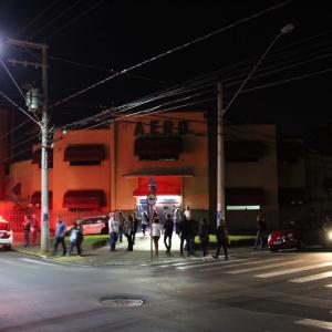 Imagem da notícia 28ª edição do Festival de Inverno de Jahu: Show com a Banda Placa Luminosa no AERO Clube - FOTOS